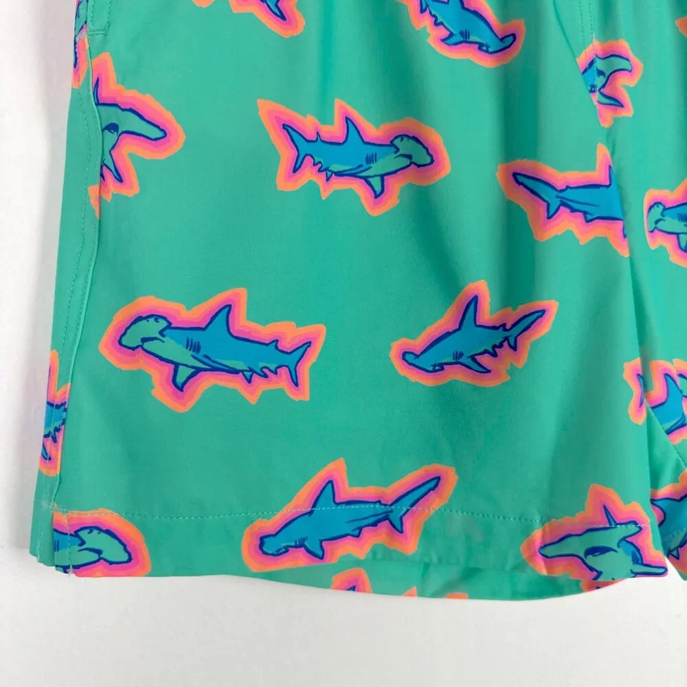 NWOT Chubbies Classic Swim Trunk 7" The Apex Swimmers Teal Sharks Size Large L - Picture 3 of 13
